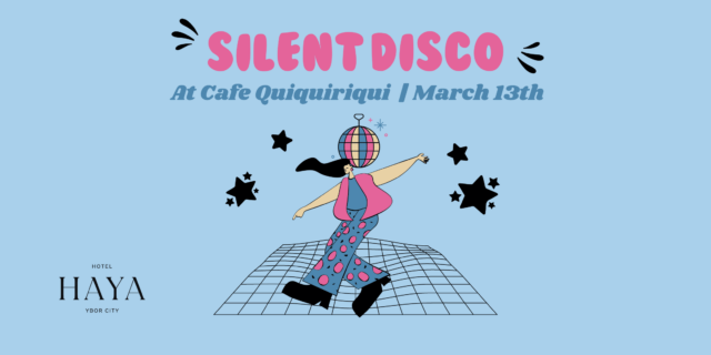 Silent Disco in Cafe Quiquiriqui